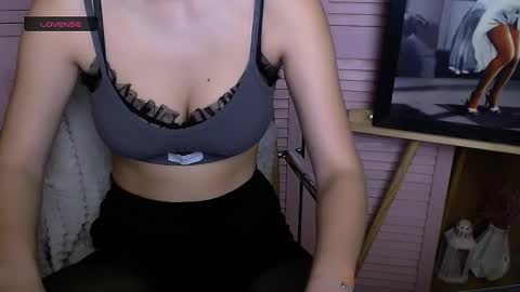 Angelina online show from February 2025 08:17:01 AM