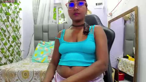 Snapshot of angelinamurphy chatting on October 2025 02:51:02 AM AngelinaMurphy online show from October 2025 02:51:02 AM