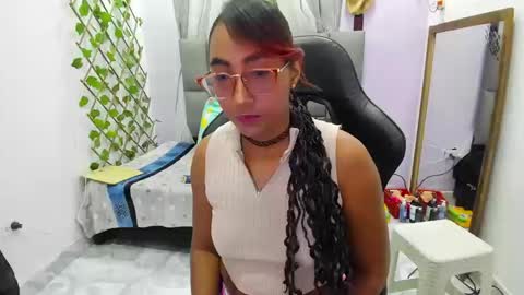 Snapshot of angelinamurphy chatting on October 2025 03:20:01 AM AngelinaMurphy online show from October 2025 03:20:01 AM