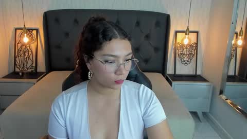 Snapshot of angelinemore chatting on February 2026 07:34:02 PM ANGELINE online show from February 2026 07:34:02 PM