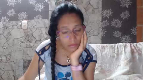 angela online show from December 2024 10:45:02 AM