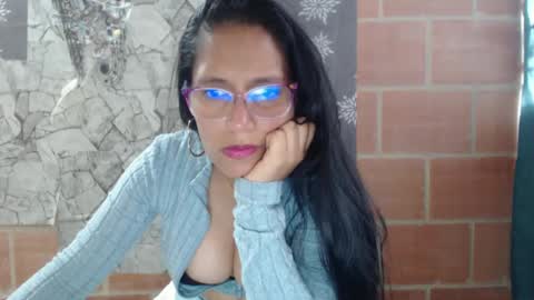 angela online show from February 2025 09:18:01 PM