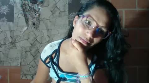 angela online show from February 2025 02:40:01 AM