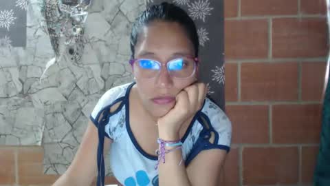 angela online show from February 2025 12:25:02 PM