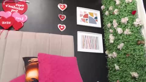 angel online show from February 2025 11:52:02 PM