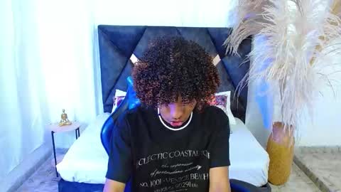 Angel online show from February 2026 08:25:02 PM