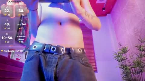 Angell Dust online show from October 2025 04:31:02 AM