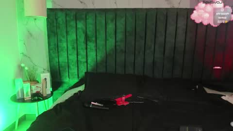 Angell Dust online show from October 2025 02:11:02 AM