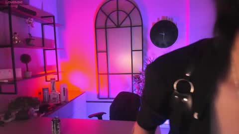 Angell Dust online show from October 2025 03:40:02 AM