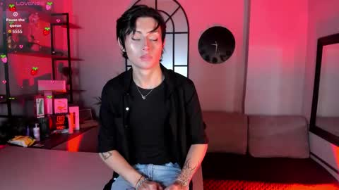 Angell Dust online show from November 2025 03:53:02 AM