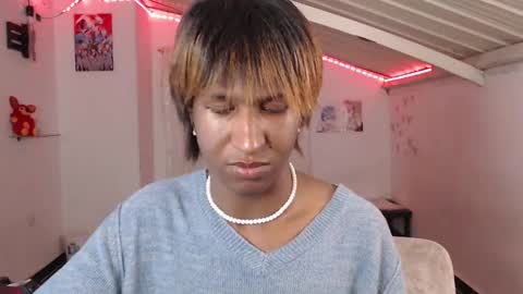 Snapshot of angell_dustt chatting on January 2025 05:32:02 AM Danielle online show from January 2025 05:32:02 AM