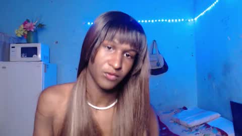 Snapshot of angell_dustt chatting on October 2025 07:36:02 PM Danielle online show from October 2025 07:36:02 PM