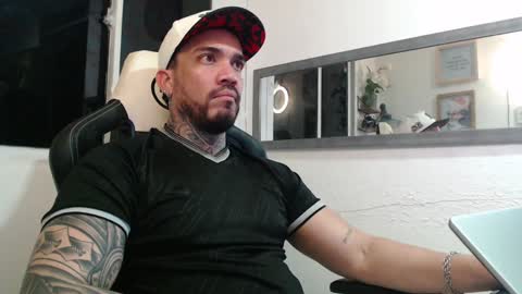 angellatino0 online show from December 2024 08:27:01 AM
