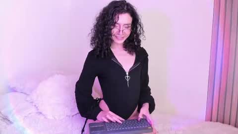 Snapshot of angellike_doll chatting on July 2026 08:00:02 PM Angellike online show from July 2026 08:00:02 PM