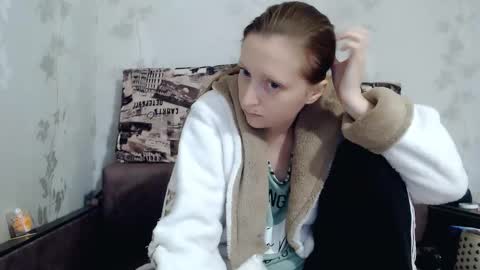 Snapshot of angellllsexy chatting on October 2025 01:23:02 PM Galina online show from October 2025 01:23:02 PM