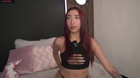 Snapshot of angells_smith chatting on February 2025 02:34:01 PM online show from February 2025 02:34:01 PM