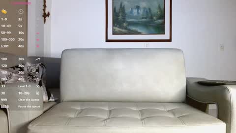 Angelm888-  online show from October 2025 07:21:01 AM