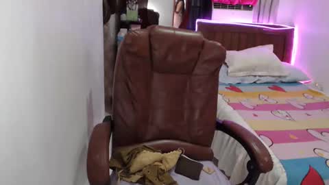 sabina online show from December 2025 03:34:02 AM