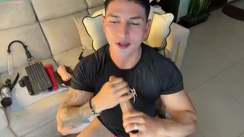 Angelo Ferro online show from July 2026 04:30:02 AM