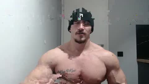  ------- SEX SHOW WITH GUYS AND GIRLS  MUSCLE SHOW online show from January 2025 06:52:01 PM