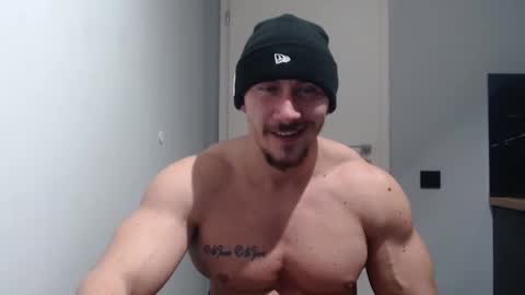  ------- SEX SHOW WITH GUYS AND GIRLS  MUSCLE SHOW online show from January 2025 07:40:01 PM
