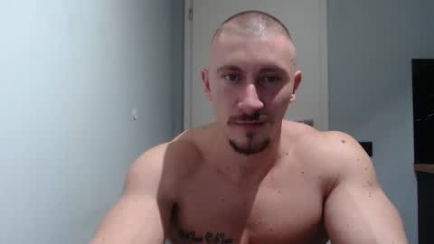  ------- SEX SHOW WITH GUYS AND GIRLS  MUSCLE SHOW online show from January 2025 09:22:01 PM