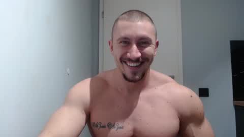  ------- SEX SHOW WITH GUYS AND GIRLS  MUSCLE SHOW online show from February 2025 08:14:02 PM