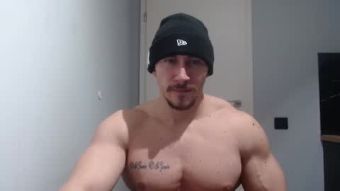  ------- SEX SHOW WITH GUYS AND GIRLS  MUSCLE SHOW online show from February 2025 07:16:01 PM