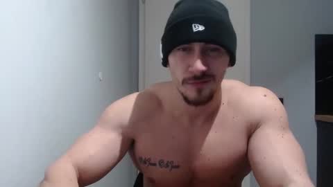  ------- SEX SHOW WITH GUYS AND GIRLS  MUSCLE SHOW online show from February 2025 10:15:01 PM