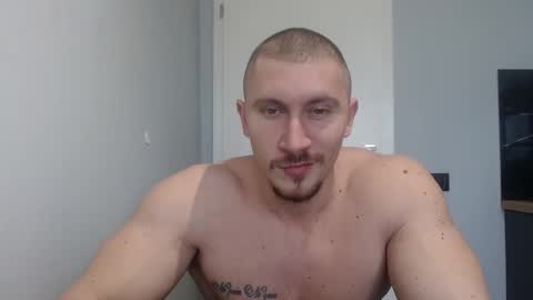  ------- SEX SHOW WITH GUYS AND GIRLS  MUSCLE SHOW online show from February 2025 01:06:01 PM