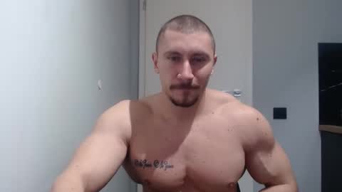  ------- SEX SHOW WITH GUYS AND GIRLS  MUSCLE SHOW online show from February 2025 09:54:01 AM