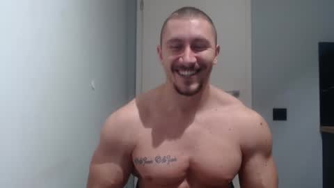  ------- SEX SHOW WITH GUYS AND GIRLS  MUSCLE SHOW online show from February 2025 07:35:02 PM