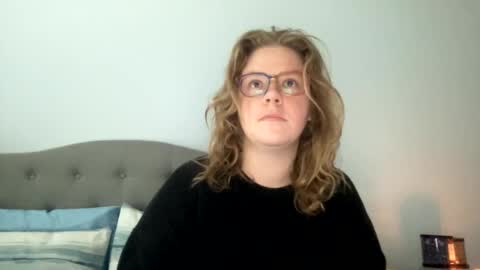 Snapshot of angeloflight273360 chatting on January 2025 03:12:01 PM Angel of Light online show from January 2025 03:12:01 PM