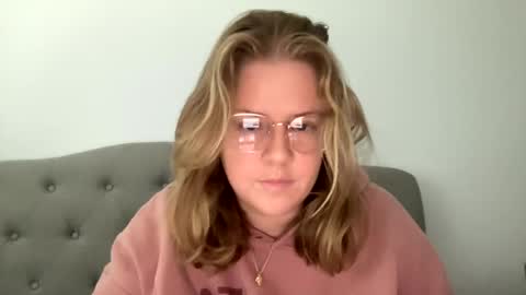 Snapshot of angeloflight273360 chatting on January 2025 05:22:02 PM Angel of Light online show from January 2025 05:22:02 PM