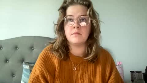 Snapshot of angeloflight273360 chatting on January 2025 02:15:01 PM Angel of Light online show from January 2025 02:15:01 PM