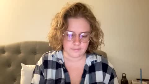 Snapshot of angeloflight273360 chatting on February 2025 11:26:02 PM Angel of Light online show from February 2025 11:26:02 PM