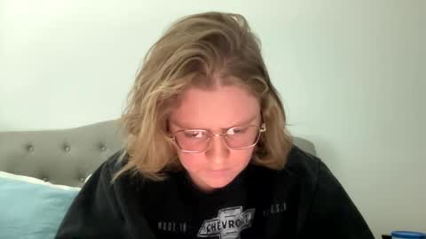 Snapshot of angeloflight273360 chatting on February 2025 06:53:01 PM Angel of Light online show from February 2025 06:53:01 PM