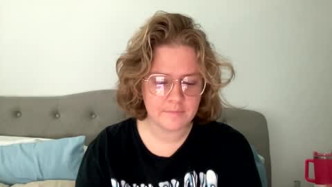Snapshot of angeloflight273360 chatting on March 2025 05:29:02 PM Angel of Light online show from March 2025 05:29:02 PM