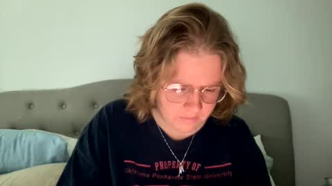 Snapshot of angeloflight273360 chatting on March 2025 07:20:02 PM Angel of Light online show from March 2025 07:20:02 PM