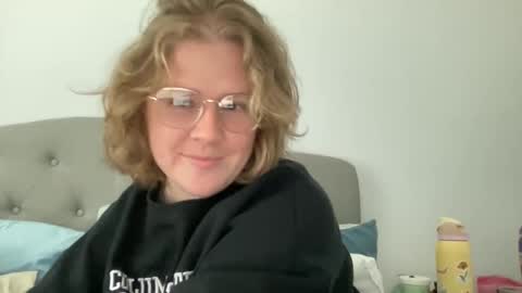 Snapshot of angeloflight273360 chatting on March 2025 06:00:01 PM Angel of Light online show from March 2025 06:00:01 PM