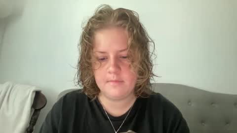 Snapshot of angeloflight273360 chatting on September 2025 02:06:02 PM Angel of Light online show from September 2025 02:06:02 PM