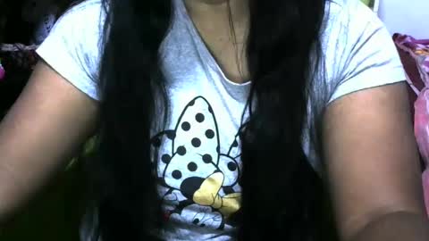angelpriya555 online show from December 2024 06:12:01 PM