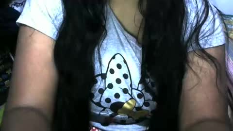 angelpriya555 online show from December 2024 05:13:01 PM