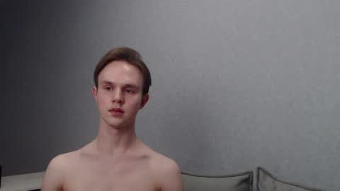 Snapshot of angelraaay chatting on January 2025 07:39:02 PM Angel online show from January 2025 07:39:02 PM