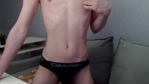 Snapshot of angelraaay chatting on January 2025 09:02:01 AM Angel online show from January 2025 09:02:01 AM