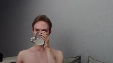 Snapshot of angelraaay chatting on January 2025 03:09:01 PM Angel online show from January 2025 03:09:01 PM