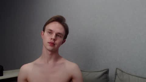 Snapshot of angelraaay chatting on January 2025 09:40:01 PM Angel online show from January 2025 09:40:01 PM