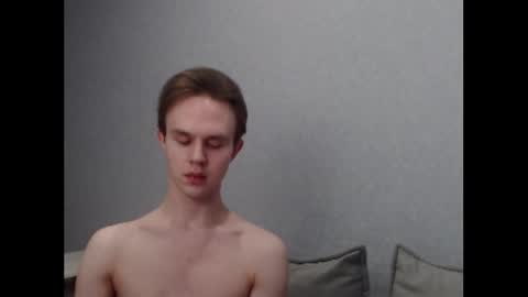 Snapshot of angelraaay chatting on February 2025 11:43:02 AM Angel online show from February 2025 11:43:02 AM