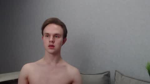 Snapshot of angelraaay chatting on February 2025 09:29:01 PM Angel online show from February 2025 09:29:01 PM