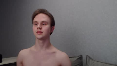 Snapshot of angelraaay chatting on February 2025 12:48:02 PM Angel online show from February 2025 12:48:02 PM